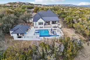 17601 Navigation Ln, Lago Vista, TX 78645 - Photo 2