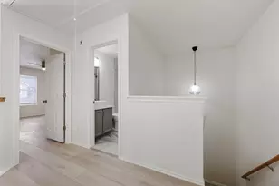 4501 Whispering Valley Dr, Austin, TX 78727 - Photo 20