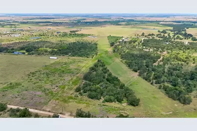 2690 County Road 466, Elgin, TX 78621 - Photo 18