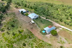 2690 Co Rd 466, Elgin, TX 78621 - Photo 4