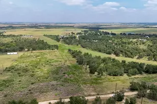 2690 Co Rd 466, Elgin, TX 78621 - Photo 16