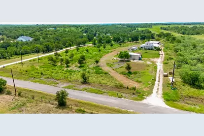 2690 County Road 466, Elgin, TX 78621 - Photo 8