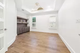 312 Bisset Ct, Austin, TX 78738 - Photo 8