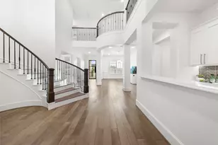 312 Bisset Ct, Austin, TX 78738 - Photo 10