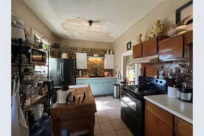 204 Brewster Street, Florence, TX 76527 - Photo 10