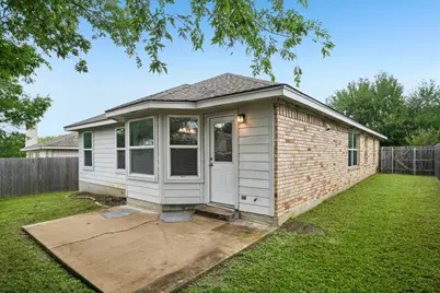 205 Cavalry Trail, Elgin, TX 78621 - Photo 30