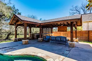 201 Abbott Dr, Austin, TX 78737 - Photo 32