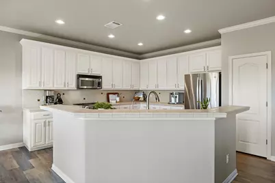 501 Lakeland Circle, Lago Vista, TX 78645 - Photo 8