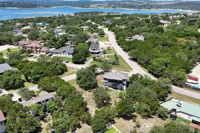 501 Lakeland Circle, Lago Vista, TX 78645 - Photo 36