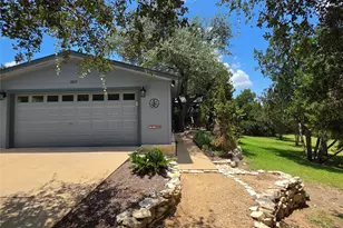 2107 Tishomingo Trail, Austin, TX 78734 - Photo 4