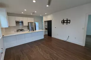 1108 Morrow St, Austin, TX 78757 - Photo 4