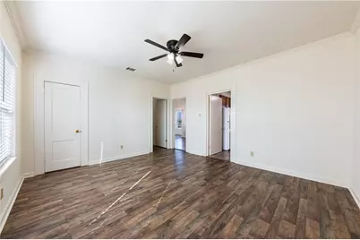 13817 Abrahamson Court, Manor, TX 78653 - Photo 8