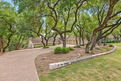 224 Hurst Creek Road, Lakeway, TX 78734 - Photo 2
