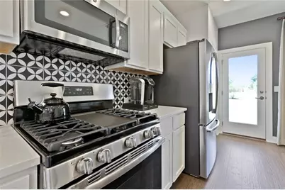 12109 Maypole Bend, Austin, TX 78717 - Photo 4