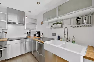 1106 W 6th St, Austin, TX 78703 - Photo 14