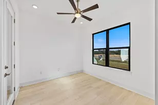 2929 Ralph Drees Dr, Leander, TX 78641 - Photo 2