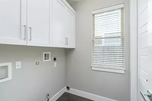 705 E 49th St, Austin, TX 78751 - Photo 14
