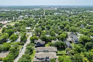 705 E 49th St, Austin, TX 78751 - Photo 34