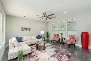 705 E 49th St, Austin, TX 78751 - Photo 6