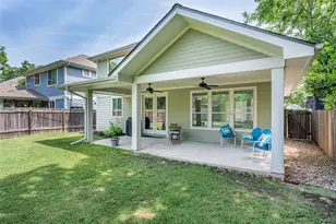 705 E 49th St, Austin, TX 78751 - Photo 2