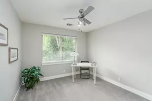 705 E 49th St, Austin, TX 78751 - Photo 24