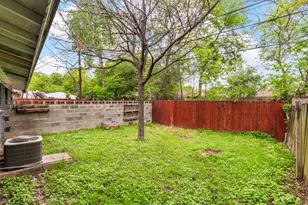 5803 Wellington Dr, Austin, TX 78723 - Photo 12