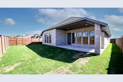 313 Foxfire Cove, Lockhart, TX 78644 - Photo 14