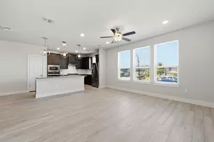 8401 Orizzonte St, Austin, TX 78744 - Photo 2