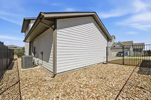 8401 Orizzonte St, Austin, TX 78744 - Photo 22