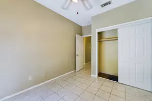 2706 Salado St, Austin, TX 78705 - Photo 14