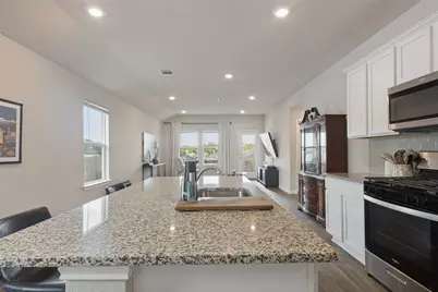 319 Globe Mallow Circle, Kyle, TX 78640 - Photo 4
