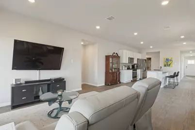319 Globe Mallow Circle, Kyle, TX 78640 - Photo 10
