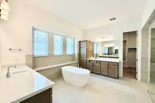 1800 Scenic Hts Ln, Georgetown, TX 78628 - Photo 6