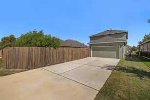 321 Arabian Colt Dr, Georgetown, TX 78626 - Photo 24