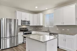 1705 T H Johnson Dr, Taylor, TX 76574 - Photo 10