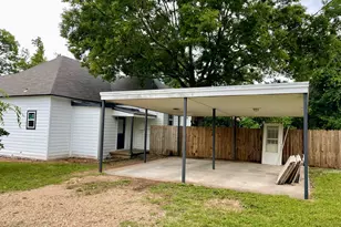 806 Central Ave, Cameron, TX 76520 - Photo 18