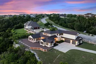 713 Laughing Dog Ct, Leander, TX 78641 - Photo 2