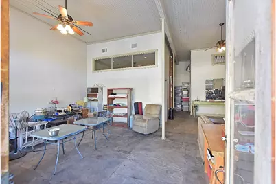 110 NE 2nd Street, Smithville, TX 78957 - Photo 12