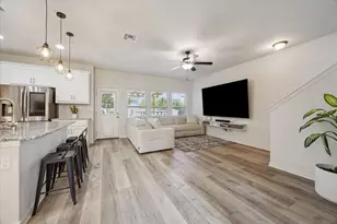 8720 Mina Dr, Austin, TX 78747 - Photo 6