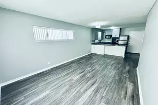 601 W 11th St, Austin, TX 78701 - Photo 4