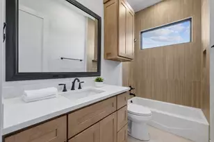 2401 Kahala Sunset Dr, Spicewood, TX 78669 - Photo 20