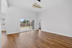 212 Lt John Decker Dr, San Marcos, TX 78666 - Photo 4