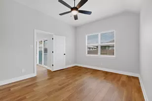 212 Lt John Decker Dr, San Marcos, TX 78666 - Photo 14