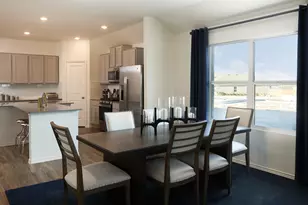 104 Donnington Dr, Hutto, TX 78634 - Photo 8