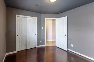 107 Creston St, Hutto, TX 78634 - Photo 24