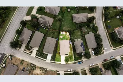 107 Creston Street, Hutto, TX 78634 - Photo 26