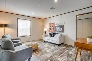 1304 Saddleback Dr, Bellville, TX 77418 - Photo 4