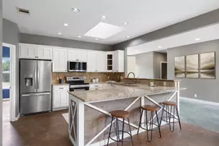 215 Double File Trce, Liberty Hill, TX 78642 - Photo 8