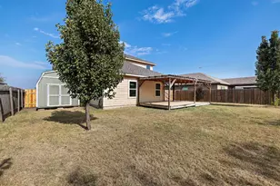 110 Carol Dr, Hutto, TX 78634 - Photo 20