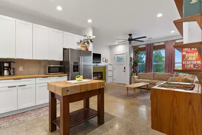 326 Tahitian Drive, Bastrop, TX 78602 - Photo 10